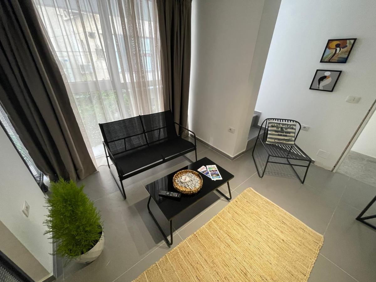 Vela Apartament 2 Sarandë Exterior foto